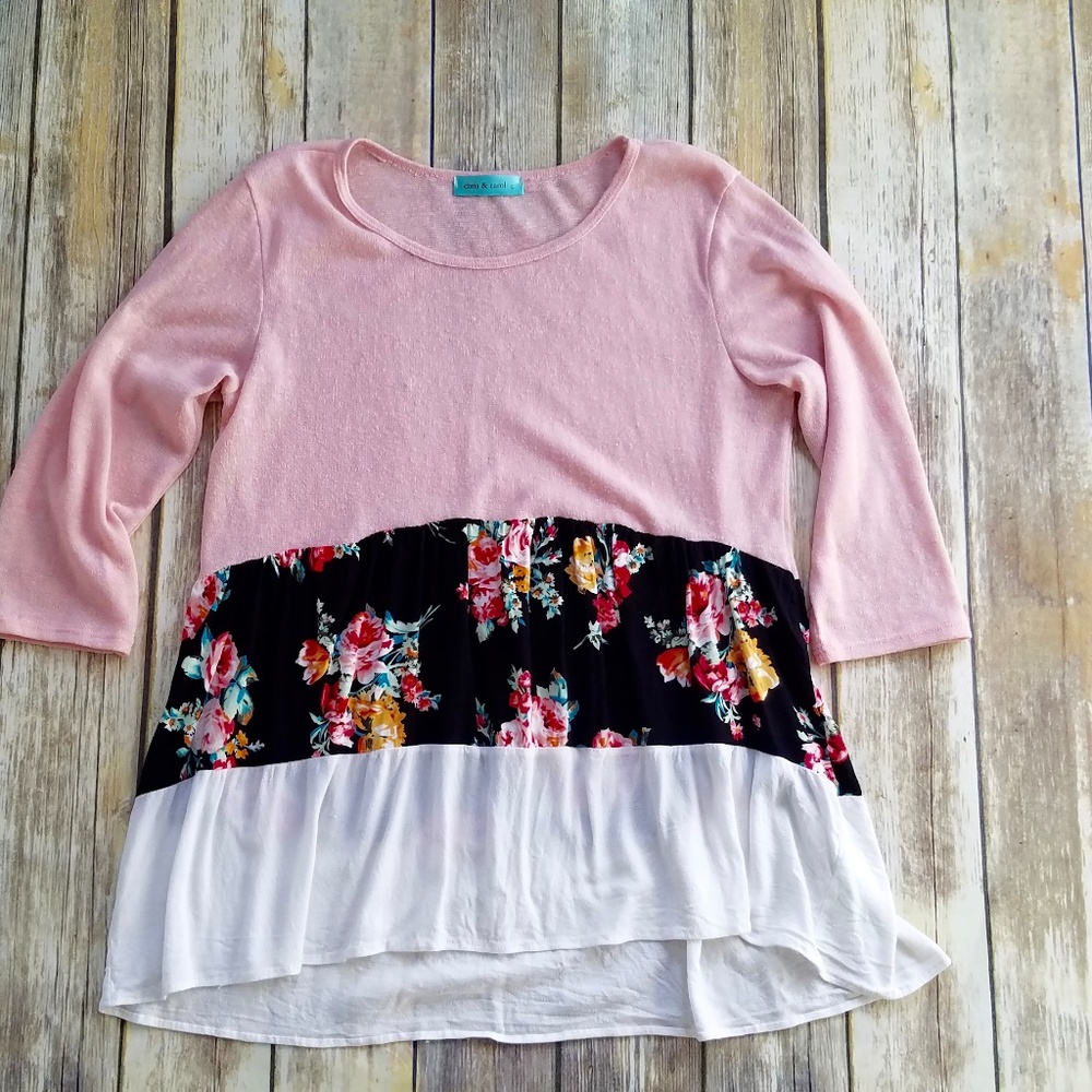 Chris & Carol Ruffle 3/4 Sleeve Blouse
